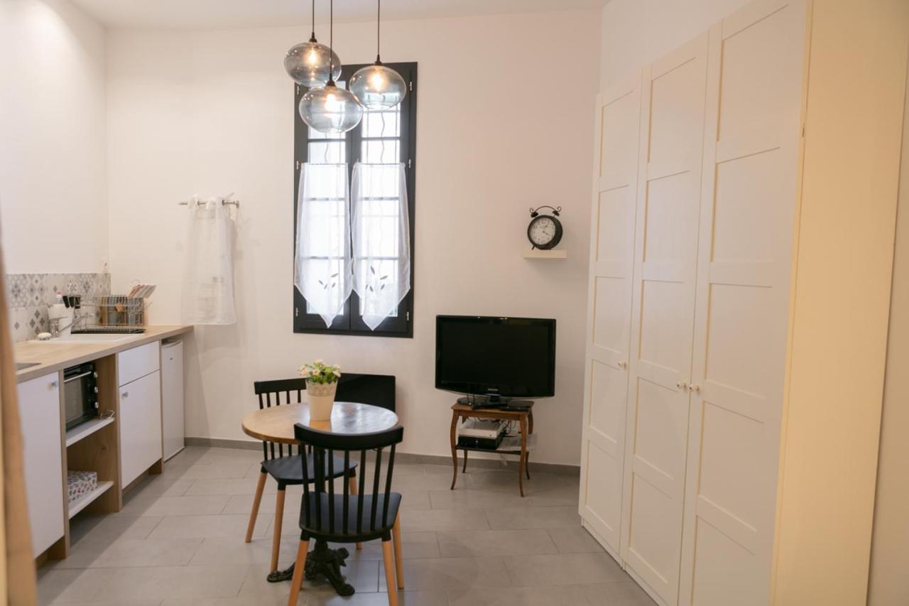 Studio Vaucluse Clovis LʼIsle-sur-la-Sorgue Εξωτερικό φωτογραφία
