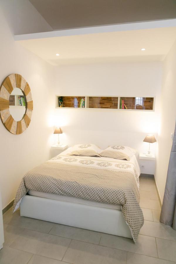 Studio Vaucluse Clovis LʼIsle-sur-la-Sorgue Εξωτερικό φωτογραφία
