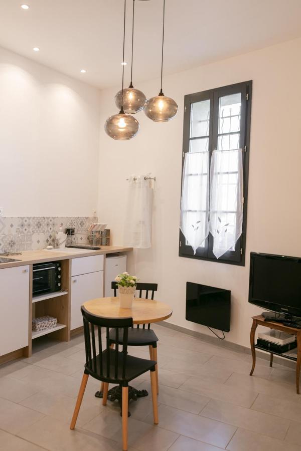 Studio Vaucluse Clovis LʼIsle-sur-la-Sorgue Εξωτερικό φωτογραφία